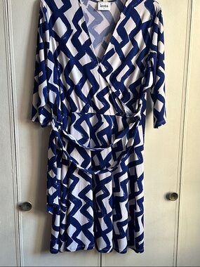 Leota Blue & White Geometric Faux Wrap Dress